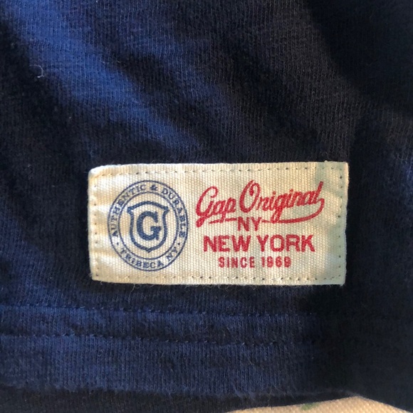 Gap kids size 4 set, shorts and t-shirt - Picture 3 of 7